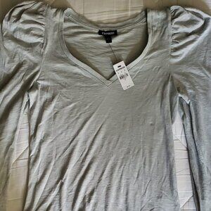 NWT Express Size M Skimming V-Neck Puff Shoulder Long Sleeve Tee